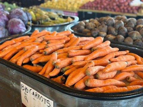 Jumbo Carrots (per pound)