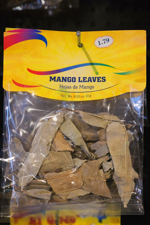 Mango Leaves (per package)